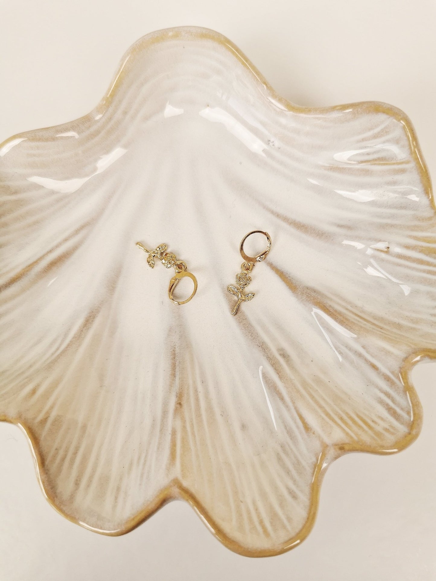 Rose Drip Earrings - Blanche Olia