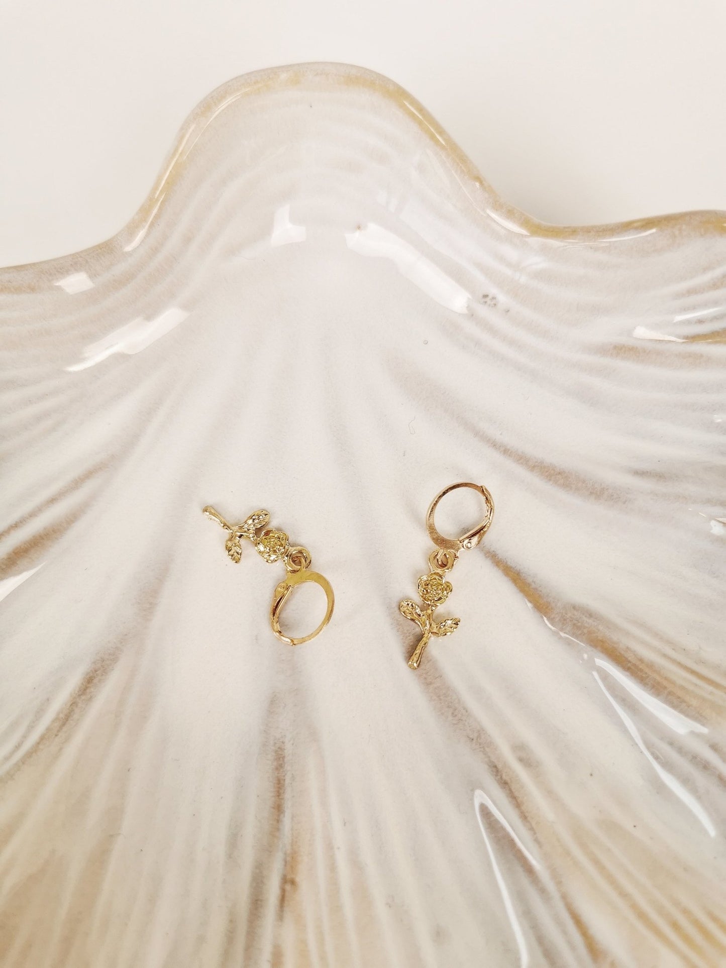 Rose Drip Earrings - Blanche Olia